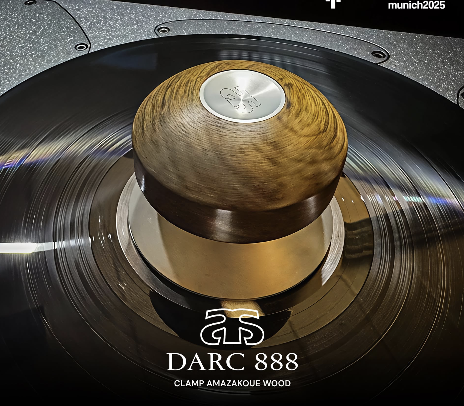 TITAN D.A.R.C. 888 Record Clamp